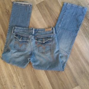 Levi's Low Boot Cut Jeans